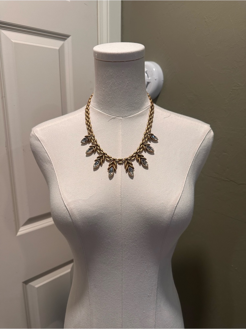 Stella & Dot Gold Leaf Necklace with Clear Crystal Drops